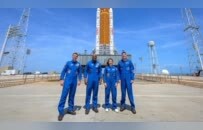 50多年来首次载人绕月任务：刚一起飞，厕所坏了！