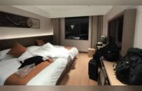 网友称订酒店住进公安局，客服回应