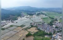 万年县：秀美乡村（图）