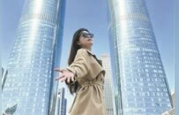 江西省美术馆、滕王阁、杏花楼、双子塔等地掀起拍照打卡热