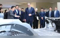 爬长城、访清华、参观一大会址，武契奇的文化之旅