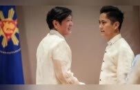 小马科斯还是没拦住，莎拉民调支持率登顶，马科斯家族不再是对手
