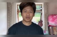 面粉染头模仿黄仁勋，农村青年走红后称遭“法务”警告