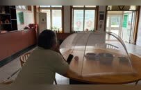 鹅腿阿姨：如有处罚愿意接受，微信已无法登录，希望向学生道歉