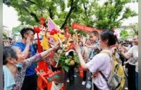 顺德“龙眼点睛”玩出新花样！西南F4联合点亮顺德龙文化IP