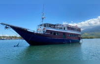 印尼游轮夜间被巨浪击沉，中国游客海上漂流四五小时获救