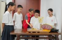 抚州：学糖画（图）