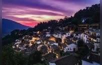 13亿社会资本活化古建、春节游客暴涨213.9%，婺源文旅强势突围