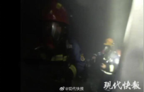 连云港消防回应火灾母女坠楼：为什么没立即救人？为什么没铺气垫架云梯？