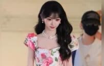 倪妮、辛芷蕾……女明星超绝综艺穿搭笔记呈上，开启时髦夏天！