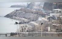 “游泳就能去欧洲”：一场误读引爆的非法移民危机