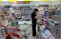 逛了30年的老牌批发市场 正成为年轻人的二次元“谷仓”