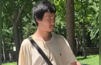 穿戴奢侈品的王虹，戳破了多少人的“不体面”？