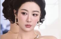 杨紫逆袭、周冬雨放缓…90花时尚资源大洗牌