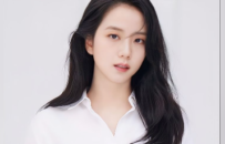 Jennie、Jisoo都爱的衬衫穿搭，一秒拉满松弛高智感