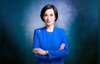执掌5660亿业务、打破华裔女性职业天花板，她是什么来头？
