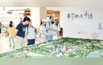 通知书变“畅游卡”？江宁区为大学新生家庭送上“见面礼”