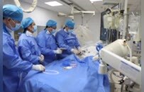 丁桂兵：在脑血管里“穿针引线”，用初心守护生命禁区