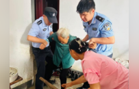 那道义无反顾的翻窗背影 是藏蓝的生死守护