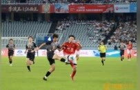 “赣超”四强赛首回合开战！南昌队主场2:2战平宜春队