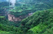 赴山水之约！来河南追瀑、穿峡、看云海