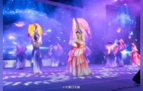 机器人运动会、古镇开街、火锅开烫！大渡口已备好“双节大餐”等你