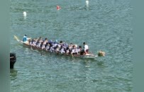 当律师坐上龙舟前舱——卓凡随粤港澳台侨龙舟队斩获香港赛事亚军