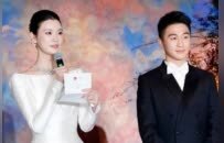 奚梦瑶澳门婚礼站C位！何超琼、甘比送祝福，半个港澳名流圈都来了
