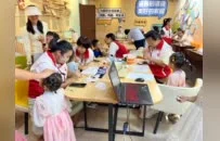 平安“骑”遇 彩绘文明