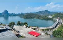 逐绿驰骋 2026环鄱阳湖国际自行车大赛铜鼓站精彩落幕