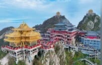 从“一座山”到“一座城”：神奇栾川，以全域思维接住黄金周流量