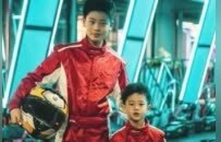 老来得子的骄傲，当年被嘲“奶油小生”的蔡国庆贡献了两个最帅星二代