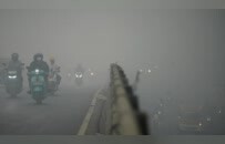 烟霾笼罩东南亚，印尼撒1.6吨干冰“洗天”，该国气象局：雨季晚于常年，只有等下雨