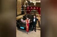 以“幔间花叙”为名，青岛海悦御华大酒店2026秋季婚礼秀  演绎婚宴新传奇  ——一场关于爱与承诺的沉浸式美学盛宴，重新定义岛城婚宴新标杆