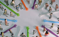 性、毒品、厌女症，网恋帝国Badoo为何难逃舆论漩涡