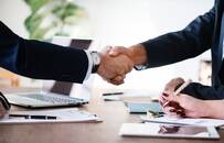 Uber、饿了么、摩拜等6名员工讲述：公司被收购了我怎么办？