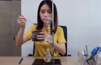 办公室小野“至暗”，短视频内容“转弯”