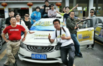 怼天怼地、主持综艺、讽刺马云…活成网红的俞敏洪，准备退休了