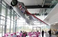 这家跑去造车的“小家电”公司，却很靠谱 | 砺石