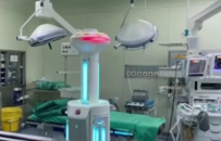 从消毒、送药再到远程问诊：机器人战士也冲在了抗击病毒前线