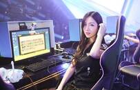 每天工作6小时月收入过万 "电竞培练师"这个职业火了