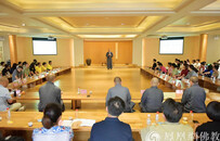 湖北省慈云助学举行会员联谊会，助力61位困难学子领到助学金