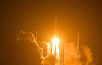 科技早报 | 嫦娥五号发射开启地外天体采样之旅 特斯拉市值逼近5000亿美元占行业30%