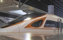 中国首条民营控股高铁开通运营