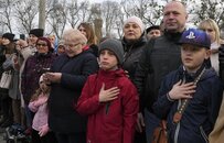 泽连斯基辗转前线48小时