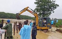 抗洪救援现场多图直击丨江西省军区组织民兵参与抗洪抢险