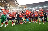 业余球队9年杀进英超！这座球场他们用了118年