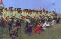 你收到“枪决通知”短信了吗？上门枪毙，这帮骗子真是蠢得离谱