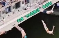 天津局部下大爷，大爷您这水花压得不行啊