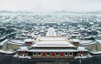 年轻人涌向横店：只要想干，这里就饿不死